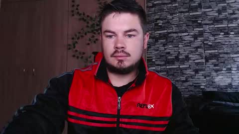 Snapshot of blueeyeboy0 chatting on 10.29.25 blueeyeboy0 online show from 10.29.25