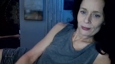 Blueeyedlie online show from 02.12.26