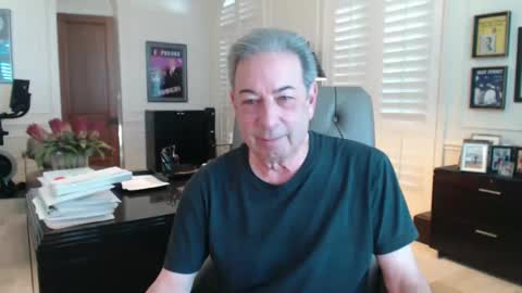 Snapshot of blueisles chatting on 12.08.24 blueisles online show from 12.08.24