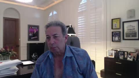 Snapshot of blueisles chatting on 12.14.24 blueisles online show from 12.14.24