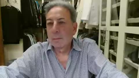 Snapshot of blueisles chatting on 12.30.24 blueisles online show from 12.30.24