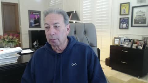 Snapshot of blueisles chatting on 01.04.25 blueisles online show from 01.04.25