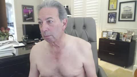 Snapshot of blueisles chatting on 02.02.25 blueisles online show from 02.02.25