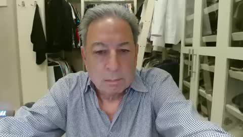 Snapshot of blueisles chatting on 02.16.25 blueisles online show from 02.16.25