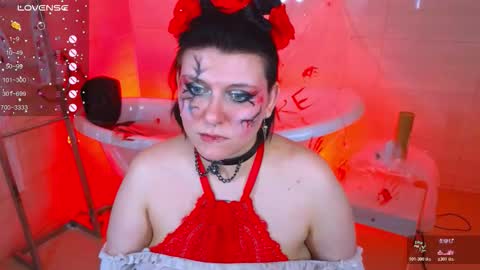 Hi my name is Lunaray online show from 10.18.25