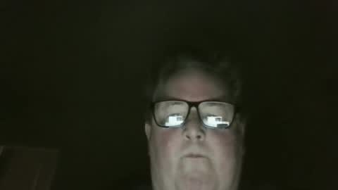 Snapshot of bluemoose70 chatting on 10.28.25 bluemoose70 online show from 10.28.25