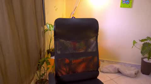 FLORAA online show from 10.27.25