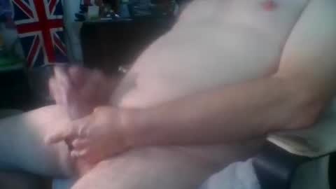 Snapshot of bluexenon chatting on 10.17.25 bluexenon online show from 10.17.25