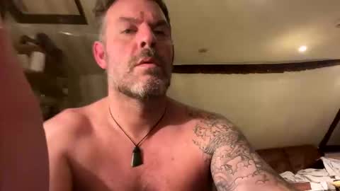 Blueyloey online show from 10.07.25