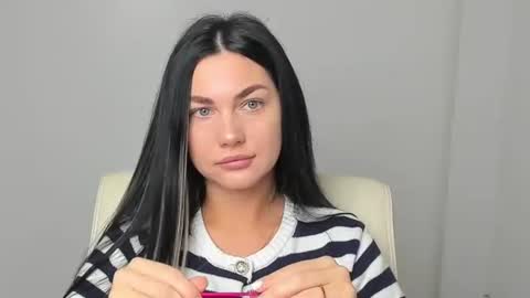 Kelly online show from 11.21.25