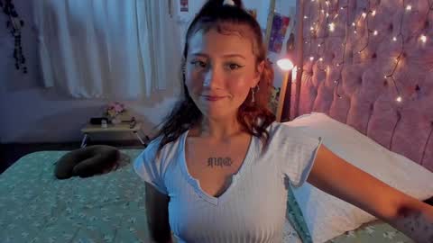 Snapshot of blumasweet chatting on 12.31.24 Bluma Sweet online show from 12.31.24