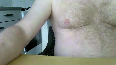 Snapshot of blundernew chatting on 12.04.24 blundernew online show from 12.04.24