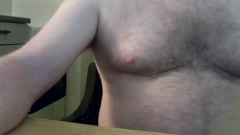 Snapshot of blundernew chatting on 12.08.24 blundernew online show from 12.08.24