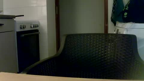 Snapshot of blundernew chatting on 01.01.25 blundernew online show from 01.01.25