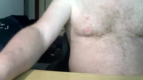 Snapshot of blundernew chatting on 01.25.25 blundernew online show from 01.25.25