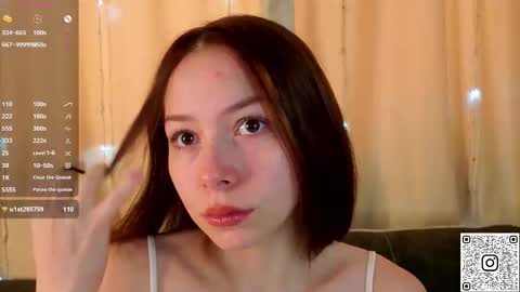 Snapshot of blushinbloom chatting on 09.27.25 Dolores online show from 09.27.25