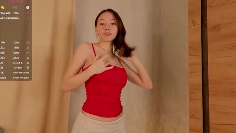 Snapshot of blushinbloom chatting on 10.07.25 Dolores online show from 10.07.25