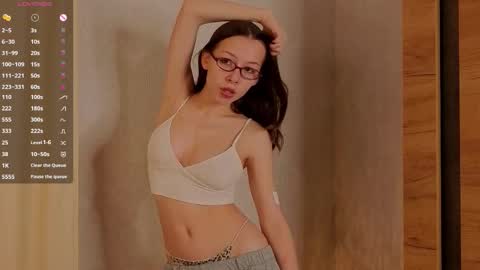 Snapshot of blushinbloom chatting on 10.15.25 Dolores online show from 10.15.25