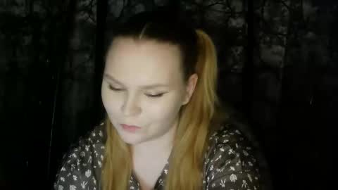 blushing_star online show from 10.22.25