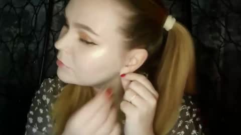 blushing_star online show from 12.03.25