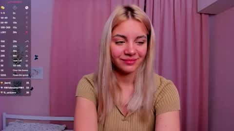 Chloe online show from 09.11.25