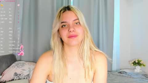 Snapshot of blushkitty chatting on 10.04.25 Chloe online show from 10.04.25