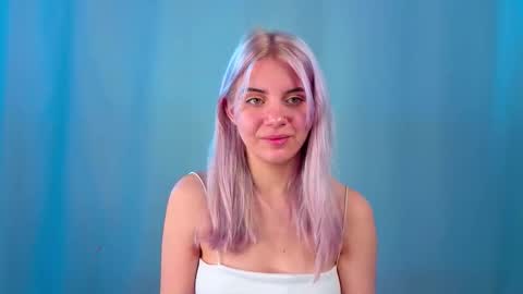 Snapshot of blushkitty chatting on 10.23.25 Chloe online show from 10.23.25