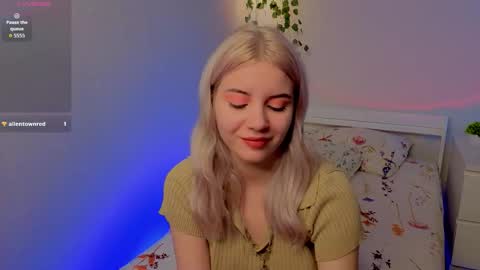 Snapshot of blushkitty chatting on 10.30.25 Chloe online show from 10.30.25