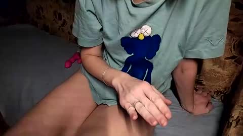 Snapshot of bmwe65 chatting on 12.17.24 Liza and Max online show from 12.17.24