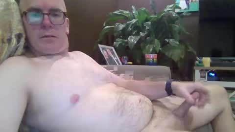 bobblehead31382 online show from 12.03.25