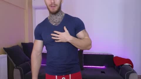 Snapshot of bodyouwant chatting on 12.25.24 bodyouwant online show from 12.25.24