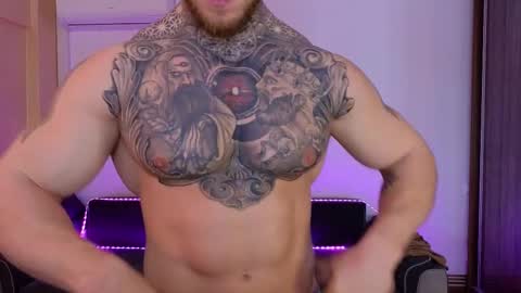 Snapshot of bodyouwant chatting on 02.09.25 bodyouwant online show from 02.09.25