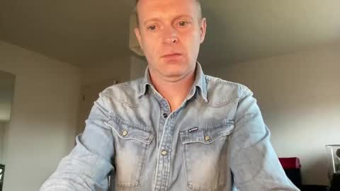 Snapshot of boegieboy76 chatting on 12.10.24 ask me online show from 12.10.24