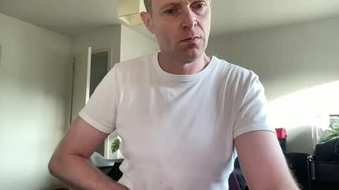 Snapshot of boegieboy76 chatting on 12.20.24 ask me online show from 12.20.24