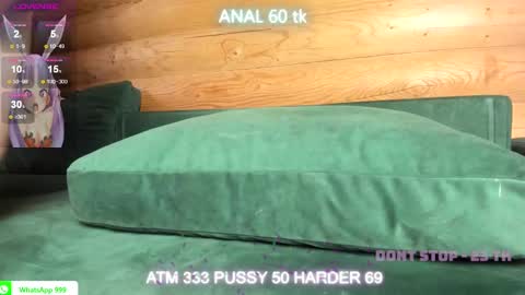 Snapshot of bohemianrhapsody1 chatting on 02.11.25 Nail and Olivia online show from 02.11.25