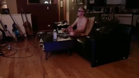 Snapshot of bohunkmn chatting on 01.02.25 BohunkMN online show from 01.02.25