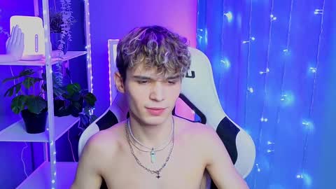 ALEXPVT IS OPEN online show from 01.09.25