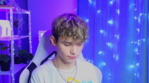 ALEXPVT IS OPEN online show from 01.11.25