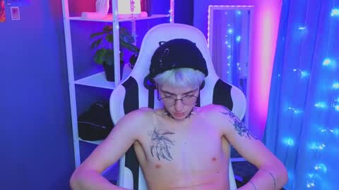 ALEXPVT IS OPEN online show from 01.25.25