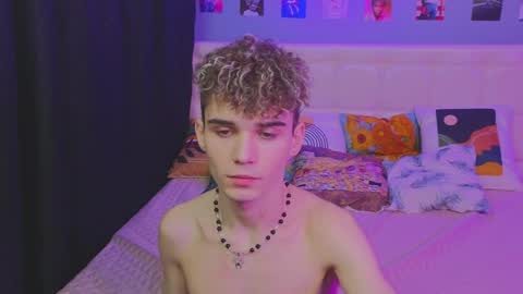 ALEXPVT IS OPEN online show from 02.01.25