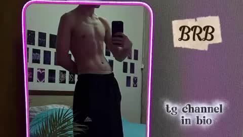 Snapshot of boicute chatting on 10.25.25 ALEXPVT IS OPEN online show from 10.25.25