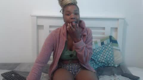 boitylips online show from 07.20.26