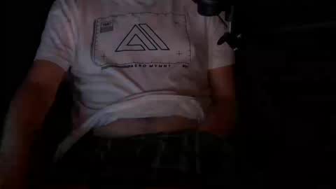 Snapshot of boman2004 chatting on 10.13.25 boman2004 online show from 10.13.25