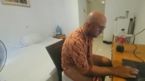 bombastic4 online show from 09.16.25