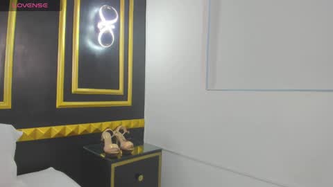 B O M B O M online show from 06.03.26