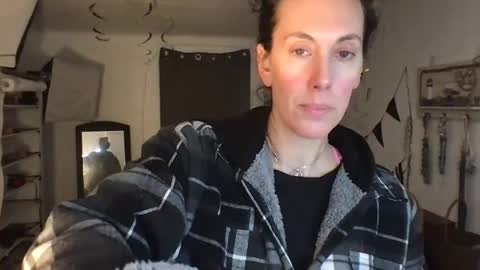Bonnie online show from 02.20.25