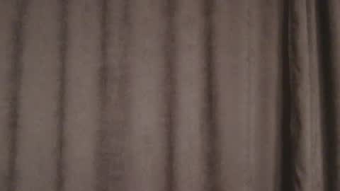 Snapshot of bonne_chance chatting on 10.30.25 bonne_chance online show from 10.30.25