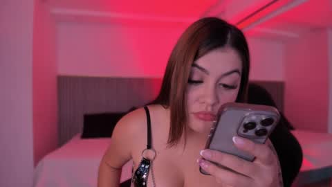 Bonnie  online show from 09.22.25