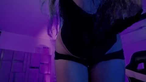 Bonnie Anderson  online show from 04.12.26