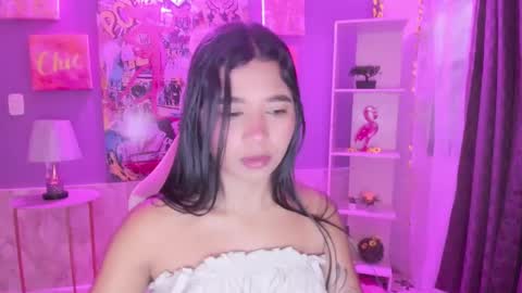 Snapshot of bonnie_benet chatting on 12.27.24 Bonnie online show from 12.27.24